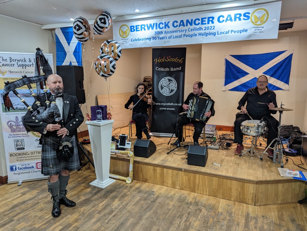 Hotscotch-Ceilidh-Band-and-Cancer-Cars-Chair-Andrew-Smith